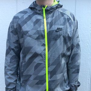 Nike Men’s XXL Rain Jacket